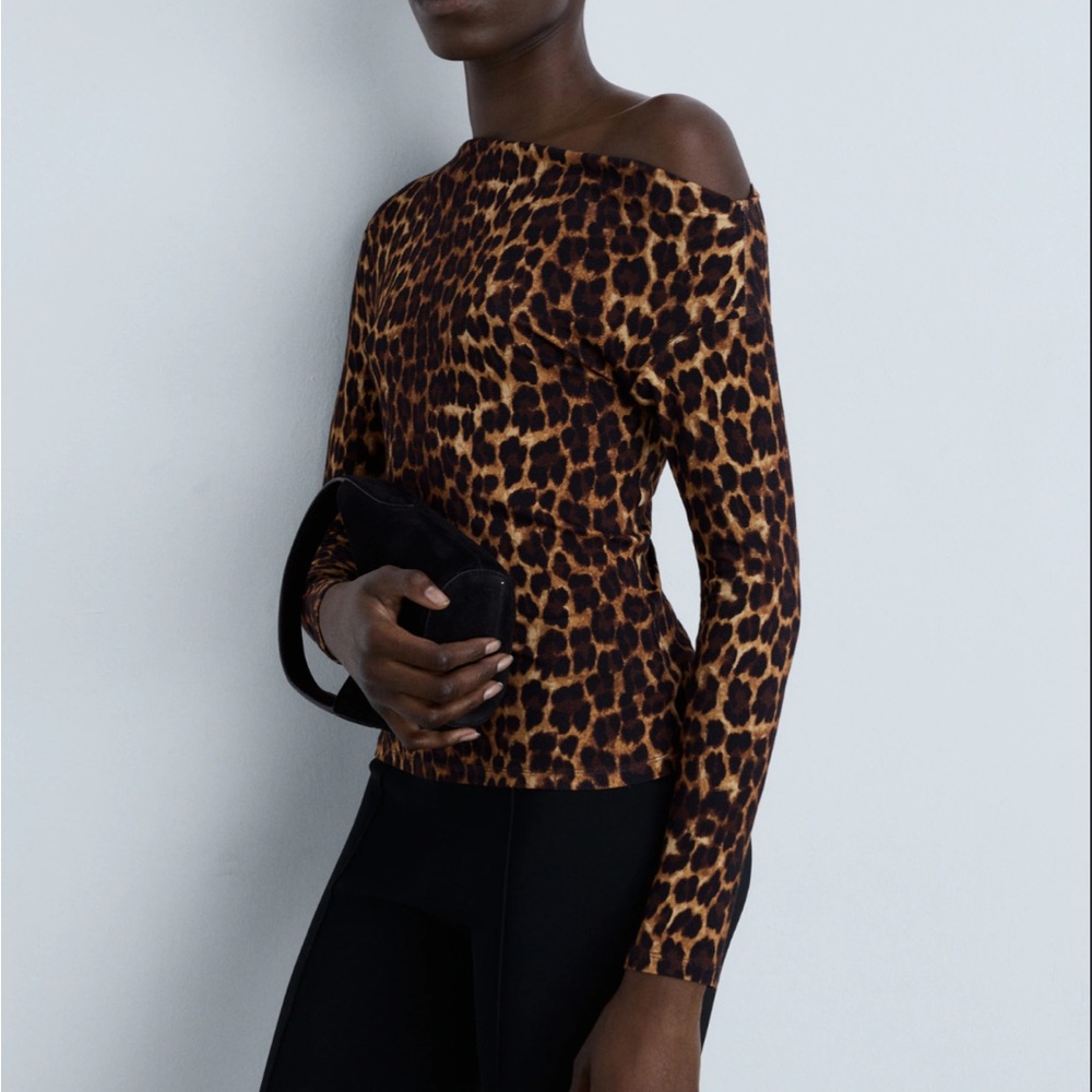 NWT Mango Leopard Print Off-Shoulder Top